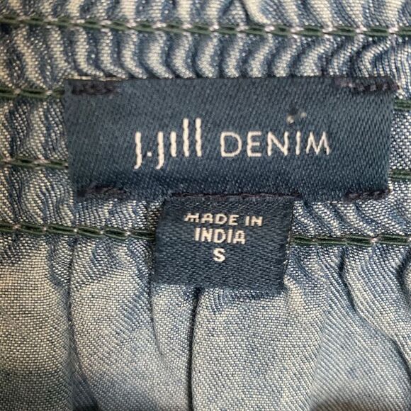 J Jill Denim Tencel Peasant Top - Picture 7 of 7